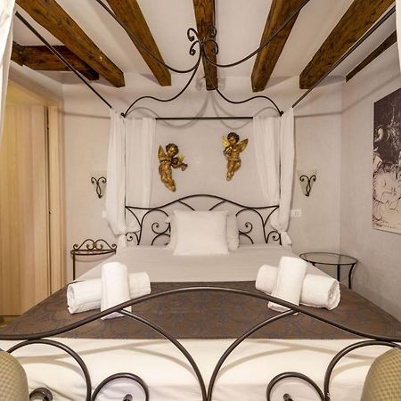 Il Nido Di San Stae Apartman Velence Kültér fotó