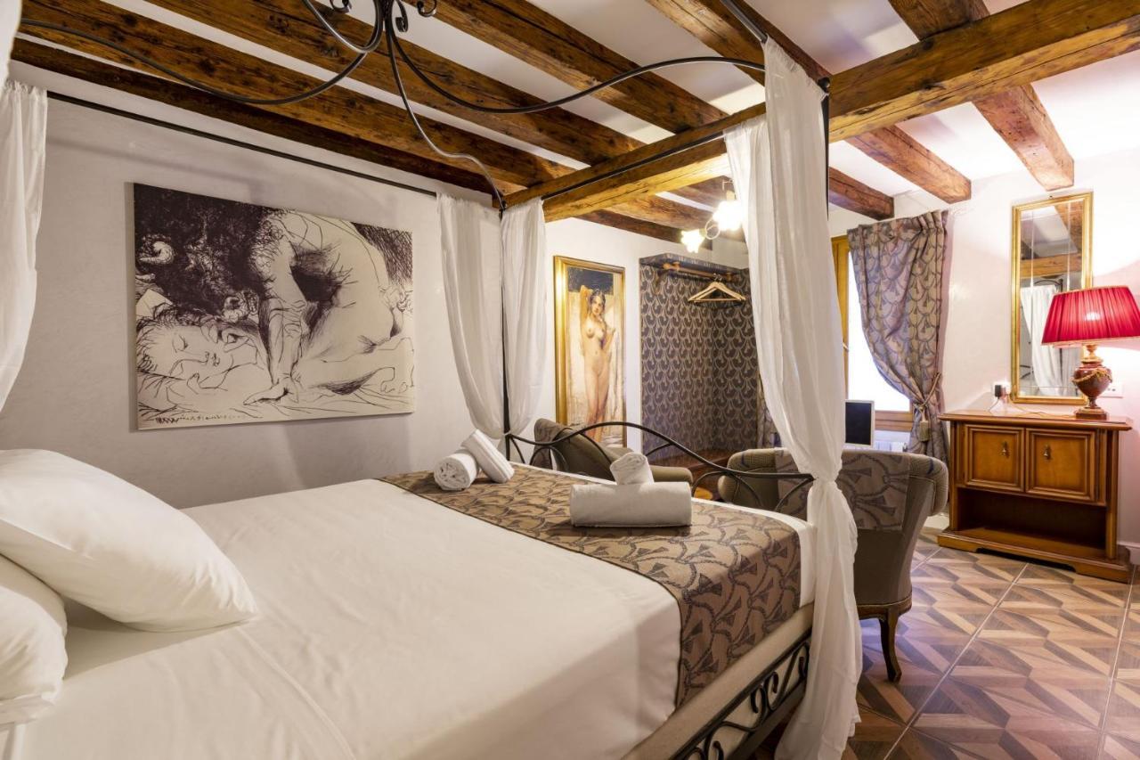 Il Nido Di San Stae Apartman Velence Kültér fotó