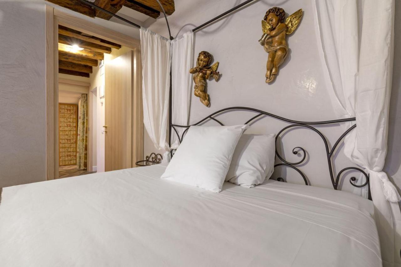 Il Nido Di San Stae Apartman Velence Kültér fotó
