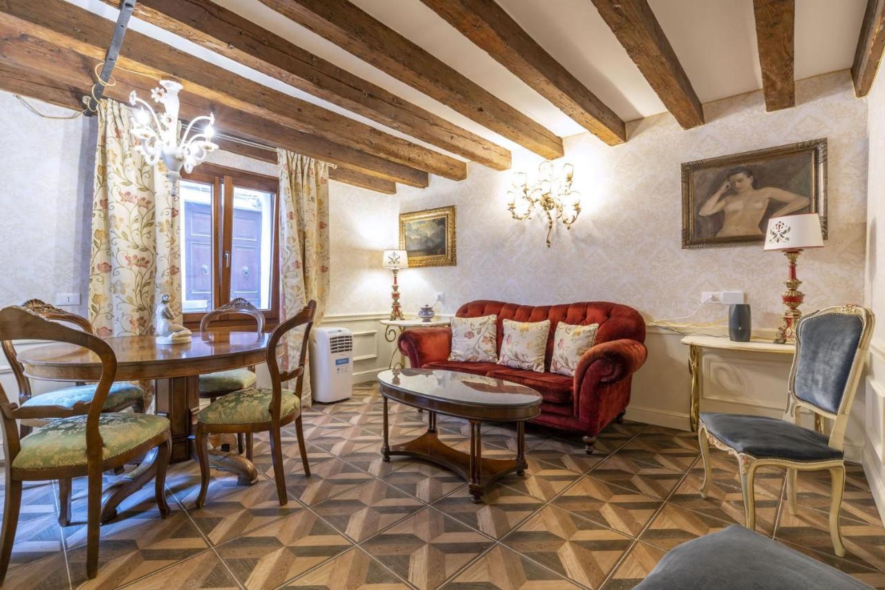 Il Nido Di San Stae Apartman Velence Kültér fotó